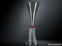 sottosopra-vgnewtrend-279649-rel6464f145.jpg thumb image