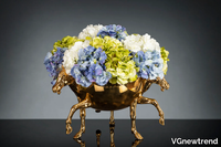 vase-horses-hydrangea-vgnewtrend-585019-rele267faea.jpg thumb image