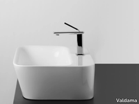 washbasin-valdama-528406-rel441bb17a.jpg thumb image