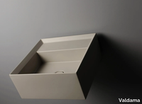 CUT-Square-washbasin-Valdama-528065-relefc7a9a1.jpg thumb image