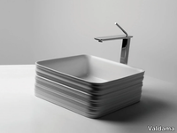 TRACE-Square-washbasin-Valdama-527950-rel4996a175.jpg thumb image