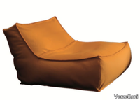 fabric-armchair-verzelloni-306433-relde493f1c.jpg thumb image