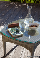 DOVILE-Garden-side-table-Vincent-Sheppard-638983-rel3f1e508f.jpg thumb image