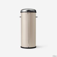 vipp-17-pedal-bin-beige-03-rgb_0.jpg thumb image