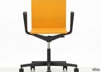 04-Office-chair-with-armrests-Vitra-323871-relc3780cb2.jpg thumb image