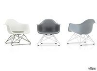 LAR-Easy-chair-Vitra-491492-relce204d2b.jpg thumb image