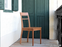 BLUE-CHAIR-ZEITRAUM-131240-rel9a530a3a.jpg thumb image