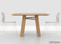 BONDT-Square-table-ZEITRAUM-472196-rel6585ae85.jpg thumb image