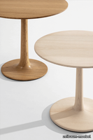 zeitraummoebel-beistelltisch-turntablecouch-massivholz-22.png thumb image