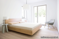 zeitraummoebel-bett-simplehi-massivholz-03-610x405.png thumb image