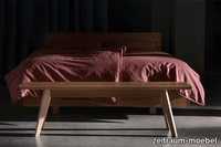 zeitraummoebel-bett-simplehibold-massivholz-03-610x405.png thumb image