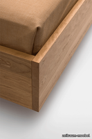 zeitraummoebel-bett-simplehibold-massivholz-08.png thumb image