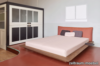zeitraummoebel-bettmitpolsterkissen-yoma-massivholz-04-610x405.png thumb image