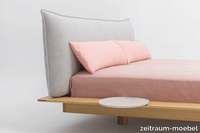 zeitraummoebel-bettmitpolsterkissen-yoma-massivholz-15-920x610.png thumb image