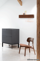 zeitraummoebel-garderobe-hideandpark-massivholz-05-455x680.png thumb image