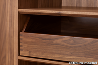 zeitraummoebel-schrank-kintall-massivholz-08-920x610.png thumb image