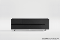 zeitraummoebel-sideboard-low-massivholz-14-920x610.png thumb image