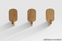 zeitraummoebel-wandhaken-adhook-massivholz-02-920x610.png thumb image