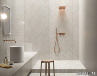 MINIMAL-Overhead-shower-with-built-in-lights-AQUAELITE-312363-reled3a2c80.jpg thumb image