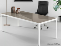 HYPE-Lacquered-glass-office-desk-About-Office-602713-relcca5f599.jpg thumb image