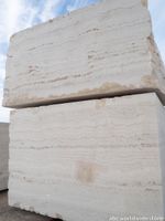 Travertine-Quarry-Alabestrino-blocks-PA071324_1-scaled.jpg thumb image