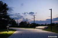 WALKING-Garden-lamp-post-Artemide-390604-relabd2ccb.jpg thumb image