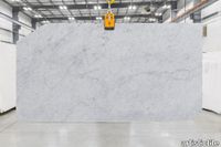 Bianco_Carrara_Honed_SLBCCH2-2000x1333-282f2dd_1000x.jpg thumb image