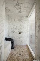 i_Calacatta_Gold_Bathroom_1000x.jpg thumb image