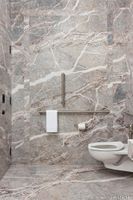 i_Fior_Di_Pesco_Bathroom_Nashville_Showroom.jpg thumb image