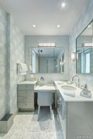 i_Levy_Residence_Estrella_BeBopWhite_Pacific_White_Broken_Joint_bathroom_1000x.jpg thumb image