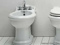 bidet-azzurra-sanitari-in-ceramica-301963-rel2094d1f4.jpg thumb image