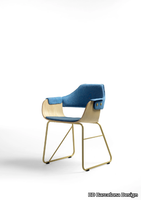 SHOWTIME-Sled-base-chair-BD-Barcelona-Design-176567-rel2d7ebfee.jpg thumb image