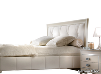 sogni-d-amore-leather-headboard-barnini-oseo-406088-rele69c9841.jpg thumb image