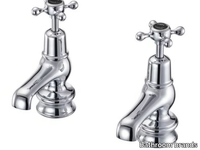 CLAREMONT-REGENT-Rubinetto-per-lavabo-a-2-fori-Burlington-Bathrooms-506371-rel10befa4.jpg thumb image