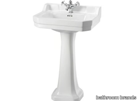 EDWARDIAN-Pedestal-washbasin-Burlington-Bathrooms-504150-relbea29cd3.jpg thumb image