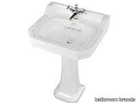 TRADITIONAL-Washbasin-Burlington-Bathrooms-506155-rel2e6f7b45.jpg thumb image