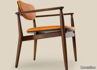 regina-leather-easy-chair-eurostile-609242-rel2d87b94f.jpg thumb image