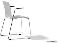 STING-Chair-with-armrests-Blå-Station-158526-relae36a9ef.jpg thumb image