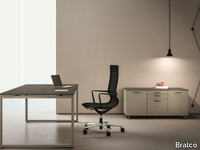 LOOPY-Executive-desk-Bralco-373645-reldb6f8a3b.jpg thumb image