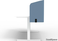 BuzziTripl-Wrap-Desk-BuzziSpace-462319-rel43971b54.jpg thumb image