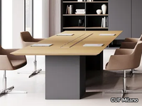 h_BOLD-Meeting-table-CUF-Milano-626846-rela498de26.jpg thumb image