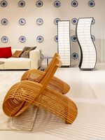 images-08_wooden-chair.jpg thumb image