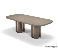 bacall-wooden-table-triplex-interiores-558127-reldf09b68b.jpg thumb image