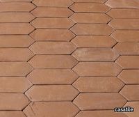 30067-1-handcrafted-mexican-terra-cotta-floor-tile-4_medium.jpg thumb image