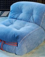 02_ambienti-944-soriana-armchair.jpg thumb image