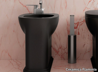 bidet-ceramica-flaminia-356845-relb143c823.jpg thumb image