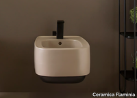 bidet-ceramica-flaminia-434114-rel2a766914.jpg thumb image