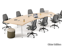 meeting-table-cider-576855-rel8906813.jpg thumb image