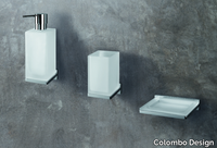 lo-colombo-design-501196-rel313fa6fc.jpg thumb image