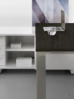 vertigo-aluminium-and-wood-office-desk-dvo-641572-relfaef0ac6.jpg thumb image